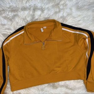 Size S crop top sweater barely worn